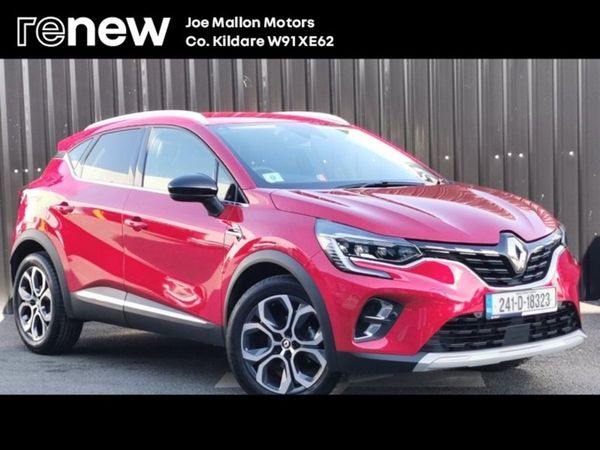 Renault Captur Hatchback, Petrol, 2024, Red