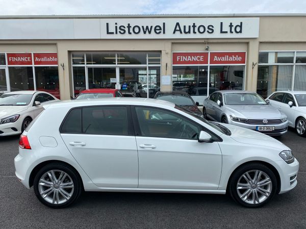 Volkswagen Golf Hatchback, Petrol, 2016, White