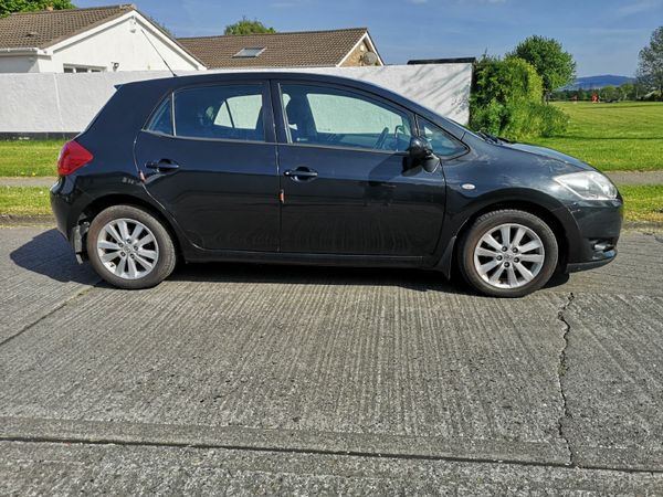 Toyota Auris Hatchback, Petrol, 2008, Black