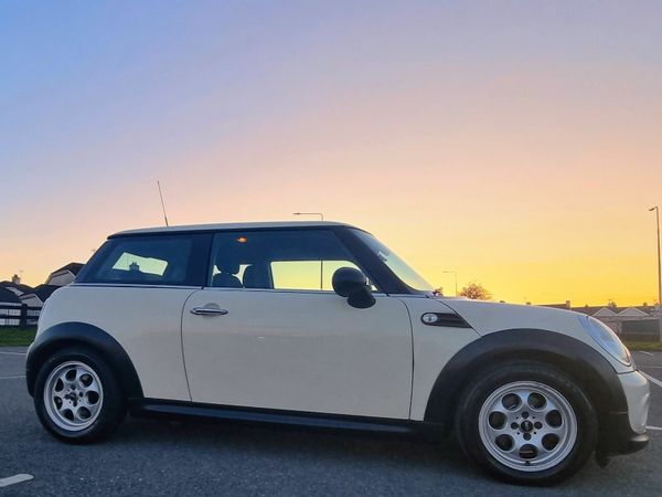 Mini One Hatchback, Diesel, 2013, White
