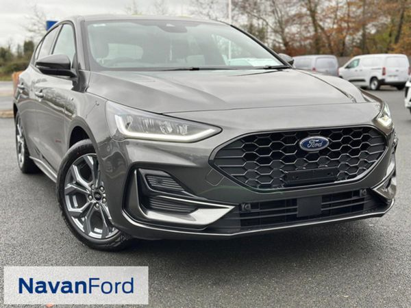 Ford Focus Hatchback, Petrol Hybrid, 2025, Grey