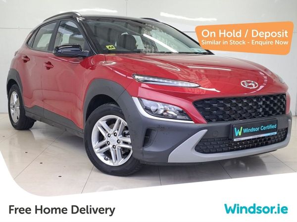 Hyundai KONA Crossover, Petrol, 2022, Red
