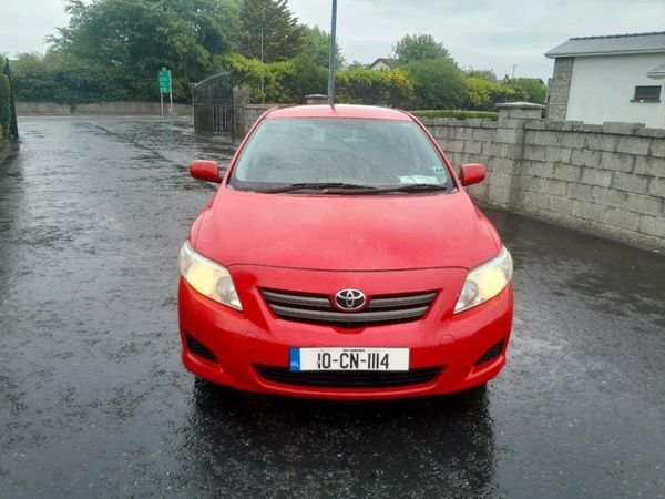 Toyota Corolla Saloon, Diesel, 2010, Red