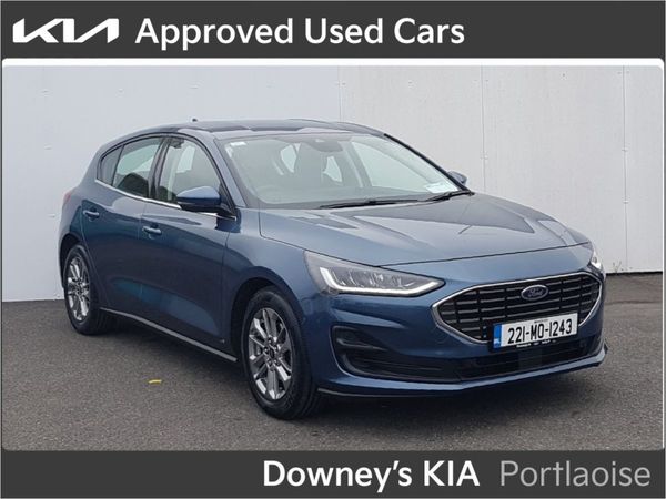 Ford Focus Hatchback, Diesel, 2022, Blue