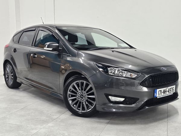 Ford Focus Hatchback, Diesel, 2017, Grey