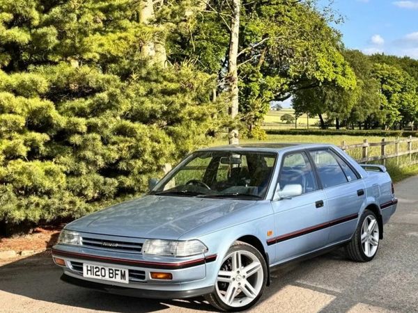 Toyota Carina Saloon, Petrol, 1991, Blue