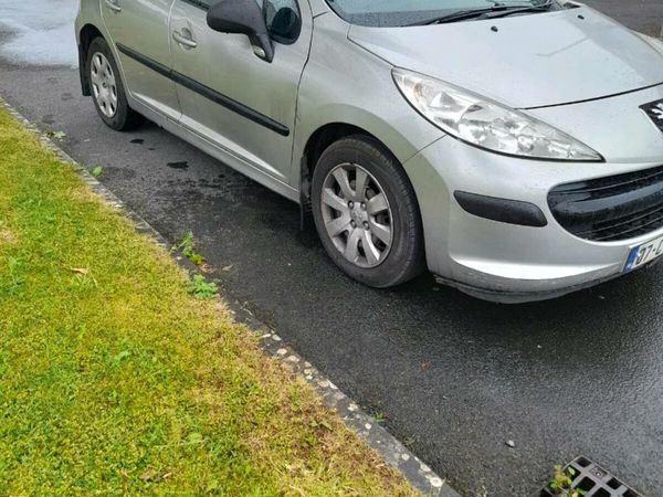 Peugeot 207 Hatchback, Diesel, 2007, Silver