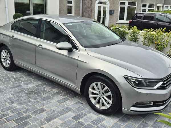 Volkswagen Passat Saloon, Diesel, 2015, Silver