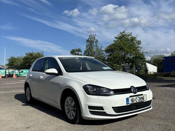 Volkswagen Golf Hatchback, Petrol, 2016, White