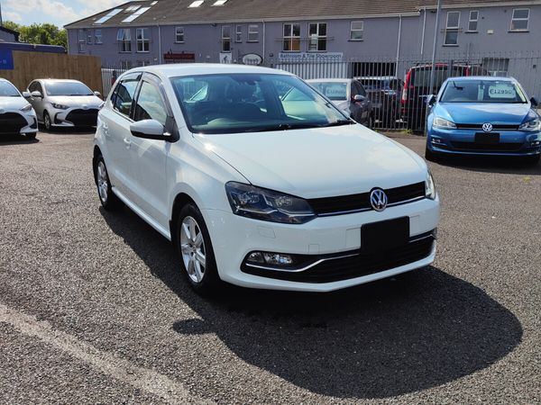 Volkswagen Polo Hatchback, Petrol, 2016, White