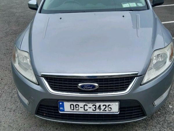Ford Mondeo Saloon, Petrol, 2008, Silver