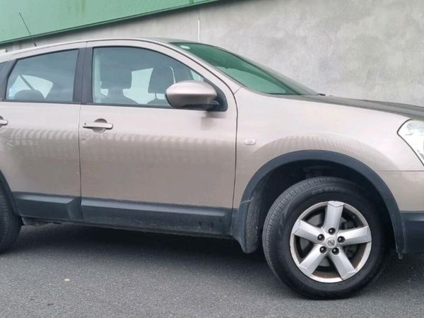 Nissan Qashqai Hatchback, Petrol, 2010, Brown