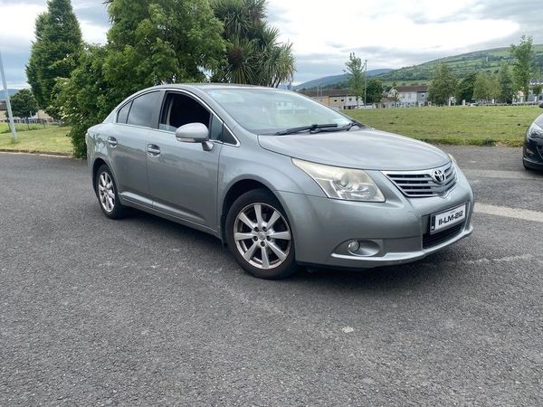 Toyota Avensis Saloon, Diesel, 2011, Grey