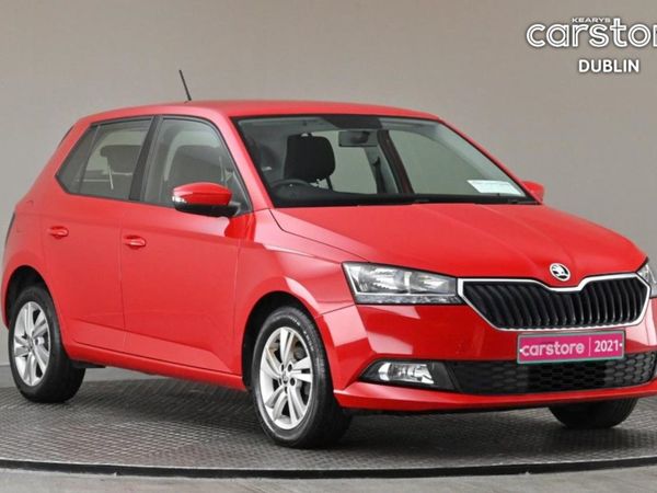 Skoda Fabia Hatchback, Petrol, 2021, Red