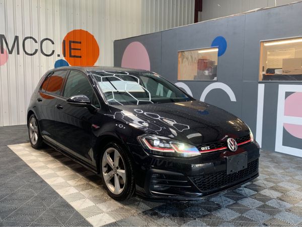 Volkswagen Golf Hatchback, Petrol, 2018, Black