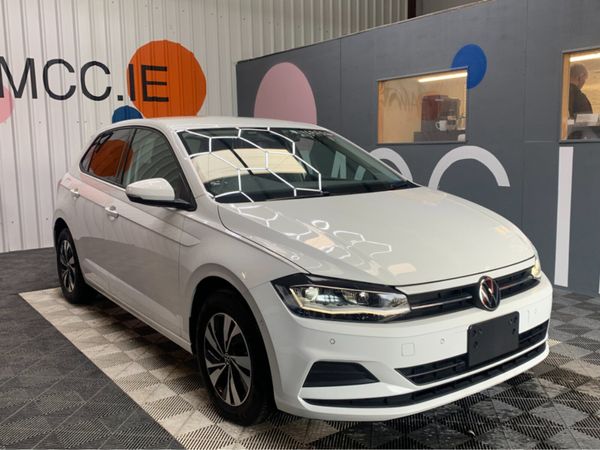 Volkswagen Polo Hatchback, Petrol, 2021, White
