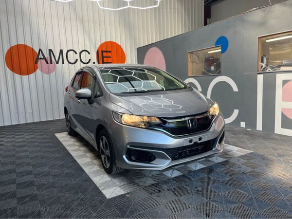 Honda Fit Estate, Petrol Hybrid, 2019, Silver