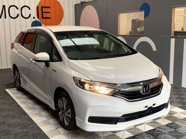 Honda Shuttle Estate, Petrol Hybrid, 2020, White