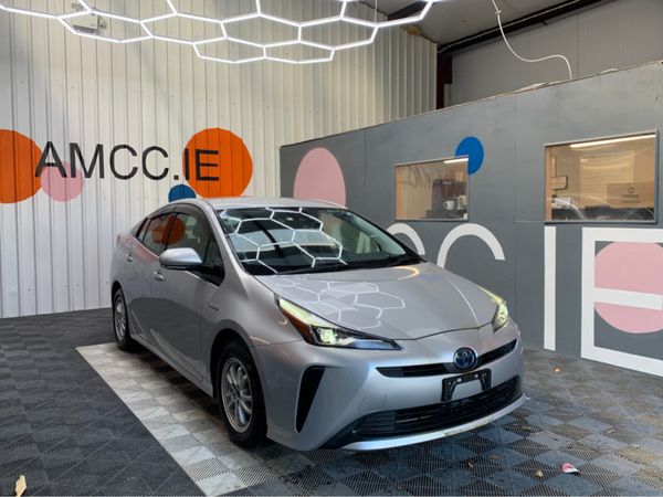Toyota Prius Saloon, Petrol Hybrid, 2020, Silver