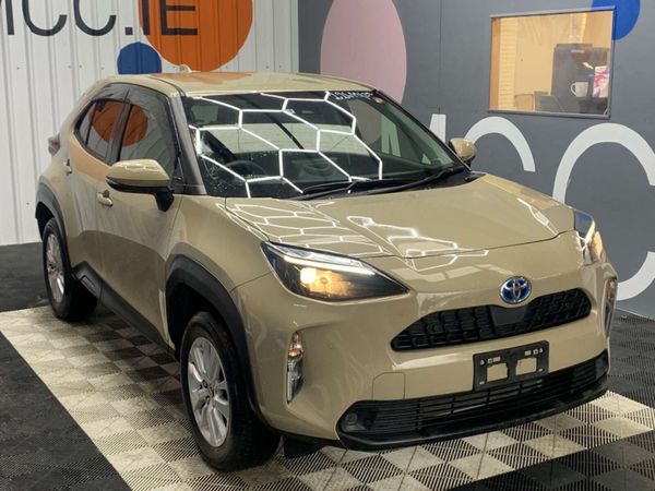 Toyota Yaris Cross SUV, Petrol Hybrid, 2021, Beige