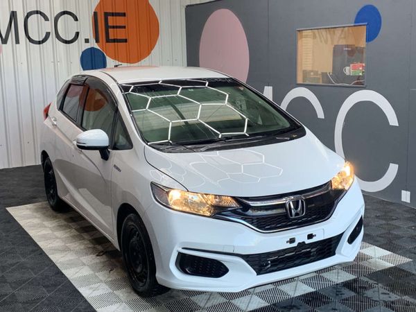 Honda Fit Hatchback, Petrol Hybrid, 2019, White