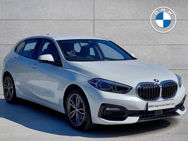 BMW 1-Series Hatchback, Diesel, 2021, White
