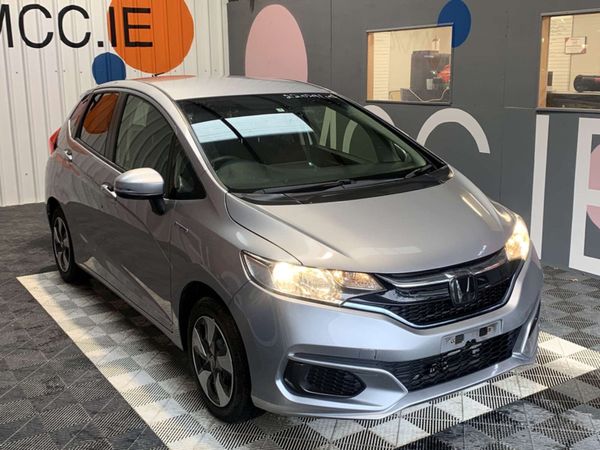 Honda Fit Hatchback, Petrol Hybrid, 2019, Silver