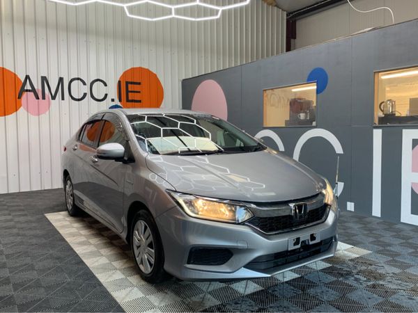 Honda Grace Saloon, Petrol Hybrid, 2019, Silver