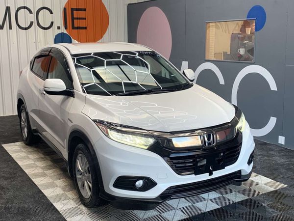 Honda Vezel SUV, Petrol Hybrid, 2018, White