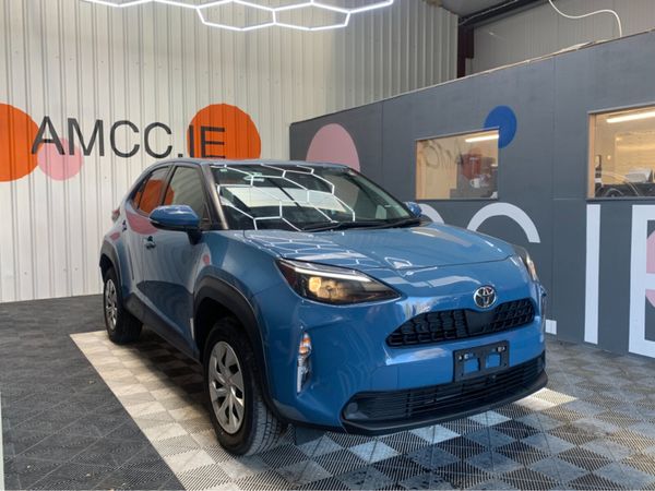 Toyota Yaris Cross SUV, Petrol Hybrid, 2021, Blue