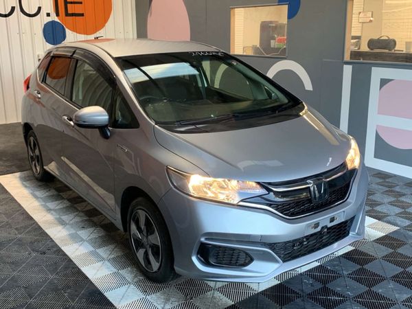 Honda Fit Hatchback, Petrol Hybrid, 2019, Silver