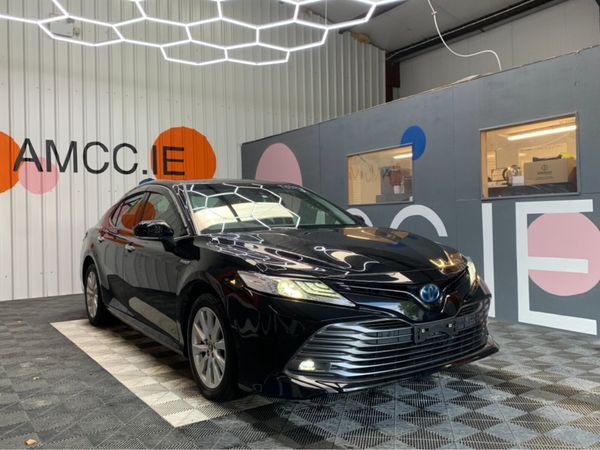 Toyota Camry Saloon, Petrol Hybrid, 2019, Black