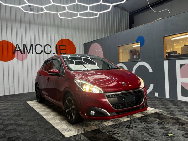 Peugeot 208 Hatchback, Petrol, 2020, Red