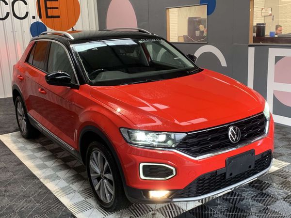 Volkswagen T-Roc SUV, Petrol, 2021, Red