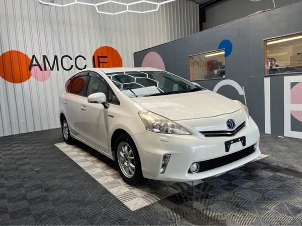Toyota Prius Saloon, Petrol Hybrid, 2013, White