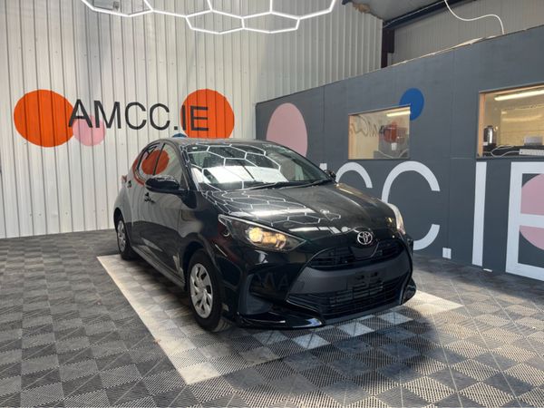 Toyota Yaris Hatchback, Petrol, 2022, Black