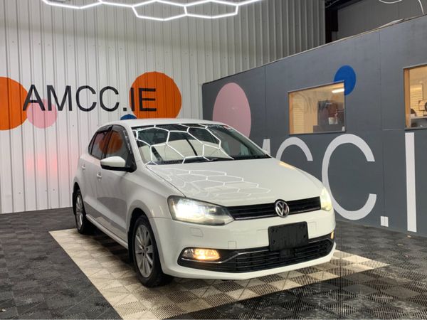 Volkswagen Polo Hatchback, Petrol, 2017, White