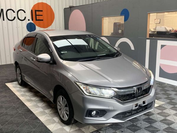 Honda Grace Saloon, Petrol Hybrid, 2018, Silver