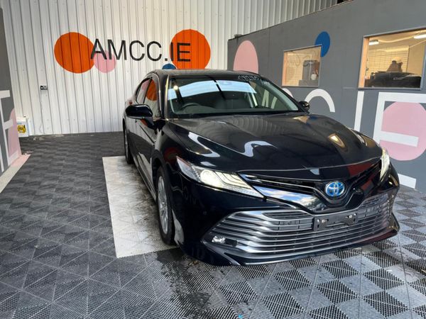 Toyota Camry Saloon, Petrol Hybrid, 2019, Black