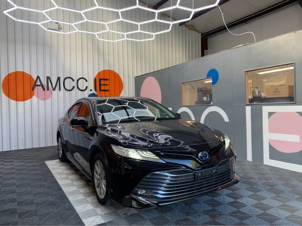 Toyota Camry Saloon, Petrol Hybrid, 2020, Black
