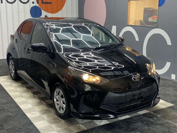 Toyota Yaris Hatchback, Petrol, 2021, Black