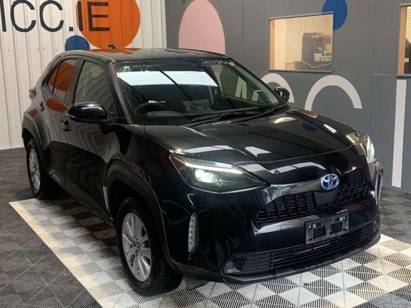 Toyota Yaris Cross MPV, Petrol Hybrid, 2020, Black