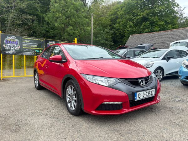 Honda Civic Hatchback, Petrol, 2013, Red