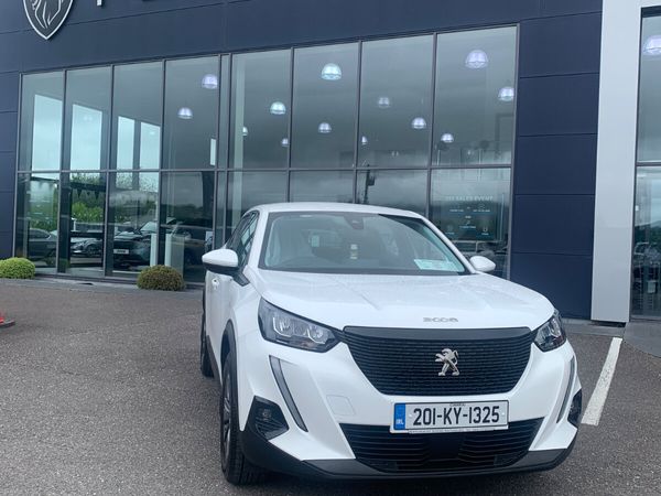 Peugeot 2008 MPV, Diesel, 2020, White