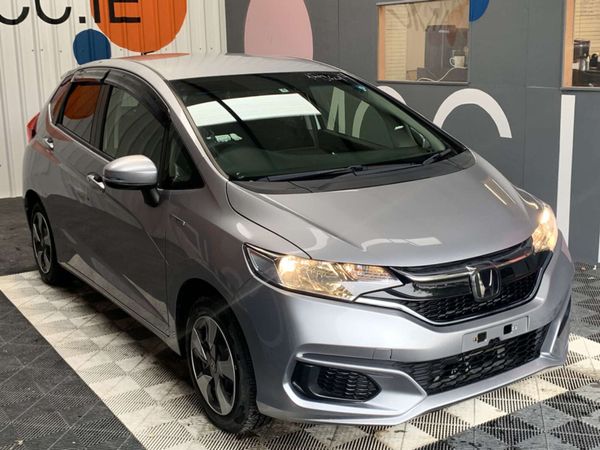 Honda Fit Hatchback, Petrol Hybrid, 2019, Silver