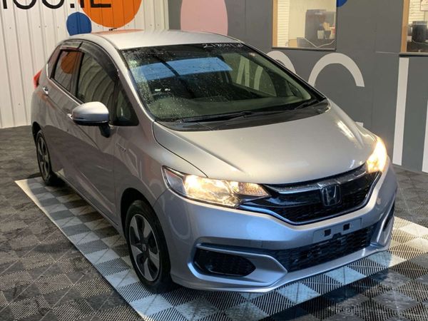 Honda Fit Hatchback, Petrol Hybrid, 2019, Silver