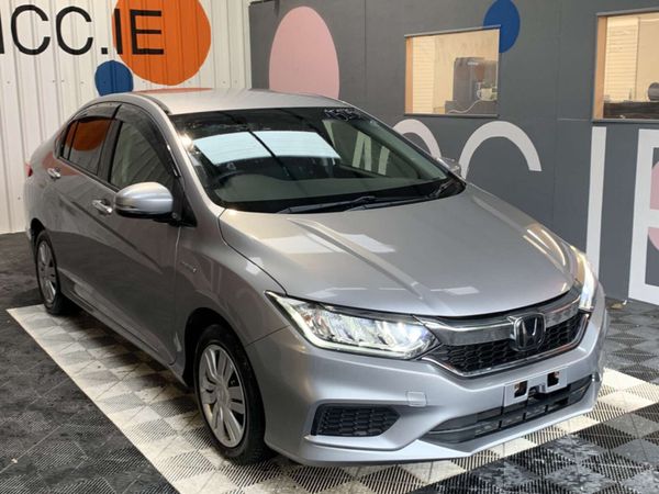 Honda Grace Saloon, Petrol Hybrid, 2017, Silver