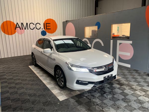 Honda Accord Saloon, Petrol Hybrid, 2018, White