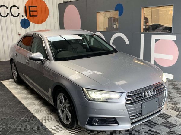 Audi A4 Saloon, Petrol, 2017, Silver