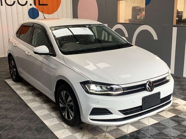 Volkswagen Polo Hatchback, Petrol, 2021, White